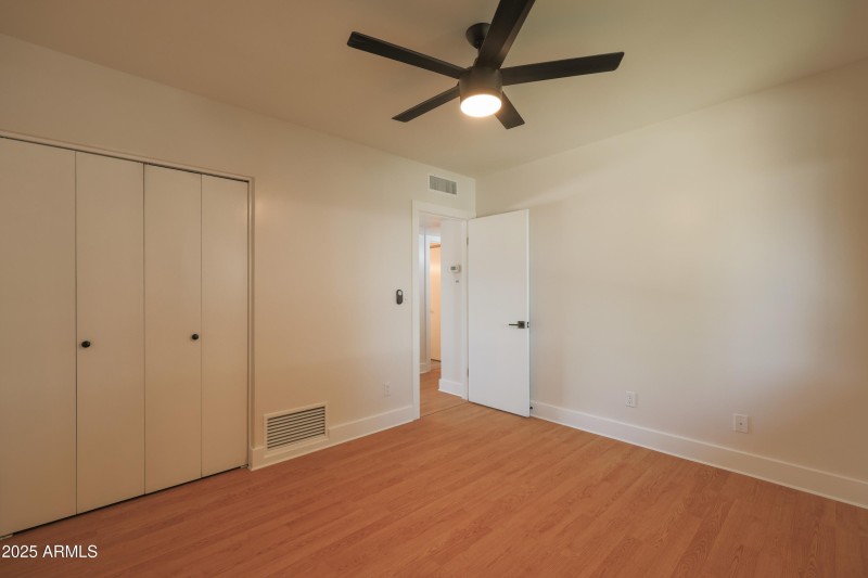 Guest bedroom