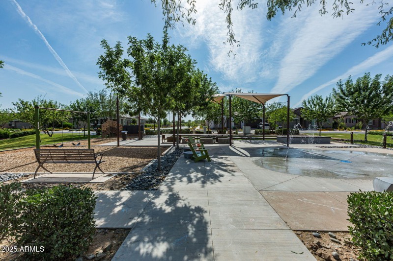 60-web-or-mls-16) Eastmark Community