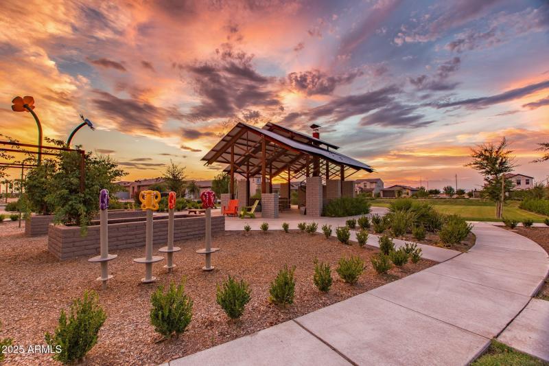62-web-or-mls-11) Eastmark Community