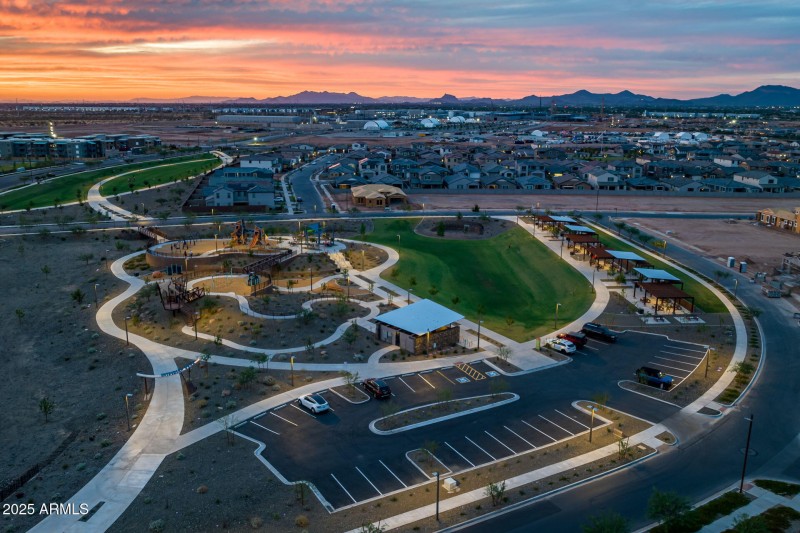 89-web-or-mls-42) Eastmark Community