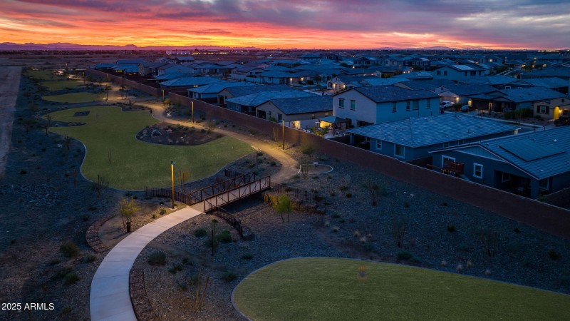 91-web-or-mls-44) Eastmark Community