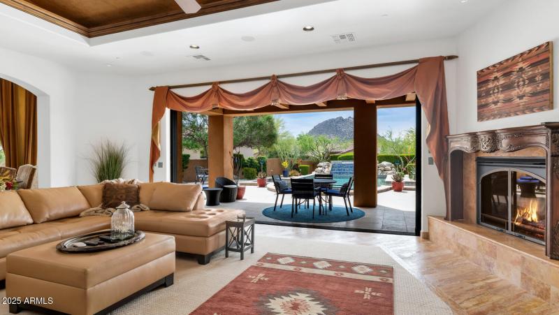 27601 N 110th Pl-large-011-025-27601 N 1