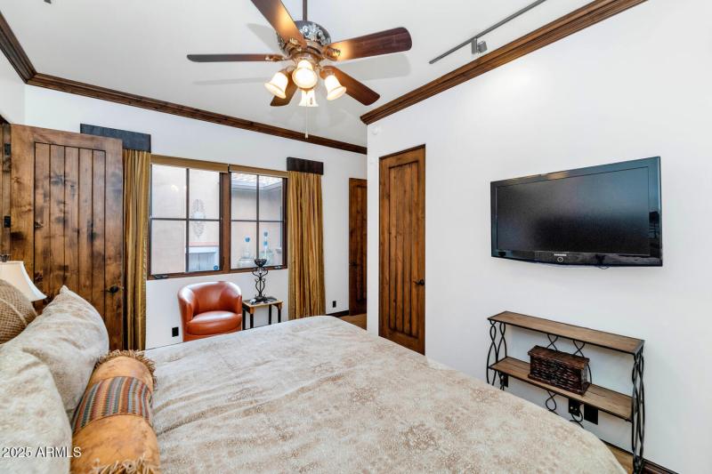 27601 N 110th Pl-large-030-042-27601 N 1