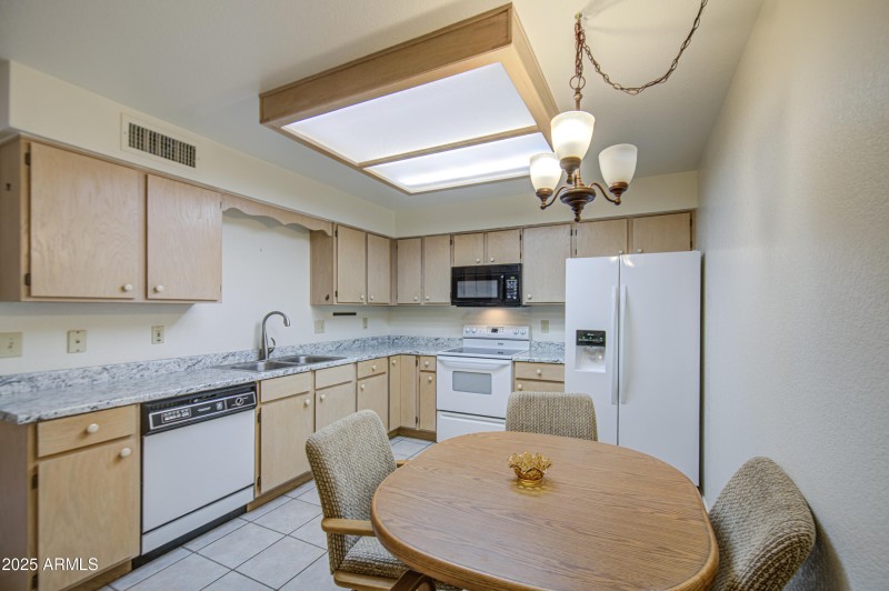 Kitchen 3