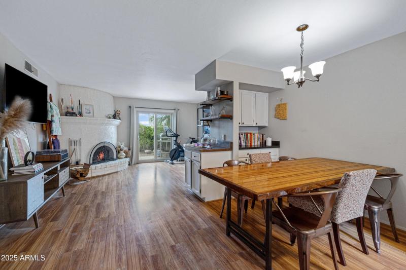 5312 E Windsor Ave-9
