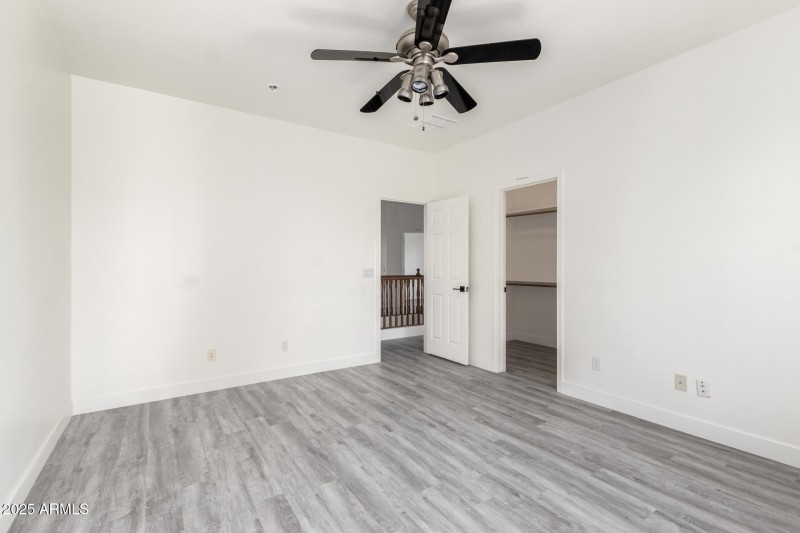 27 Canfield
