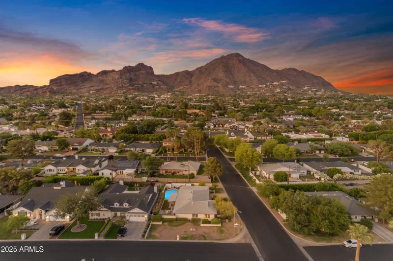 Camelback View