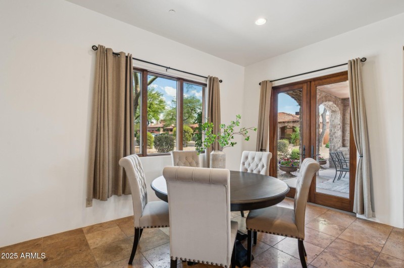 Breakfast Nook