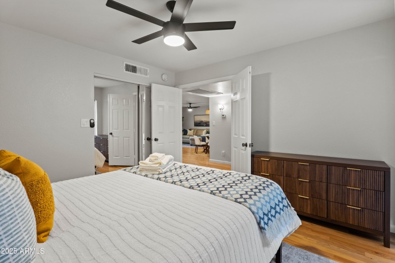 9445N94thPl-15