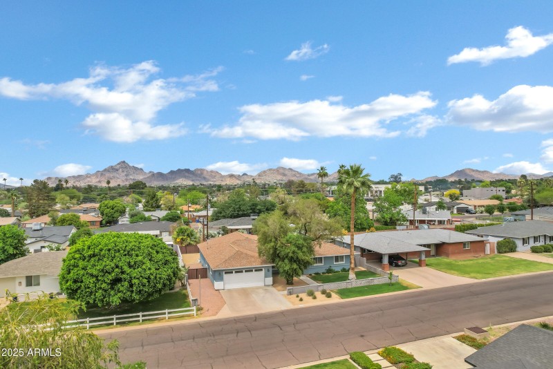 3046 E Glenrosa Ave-54