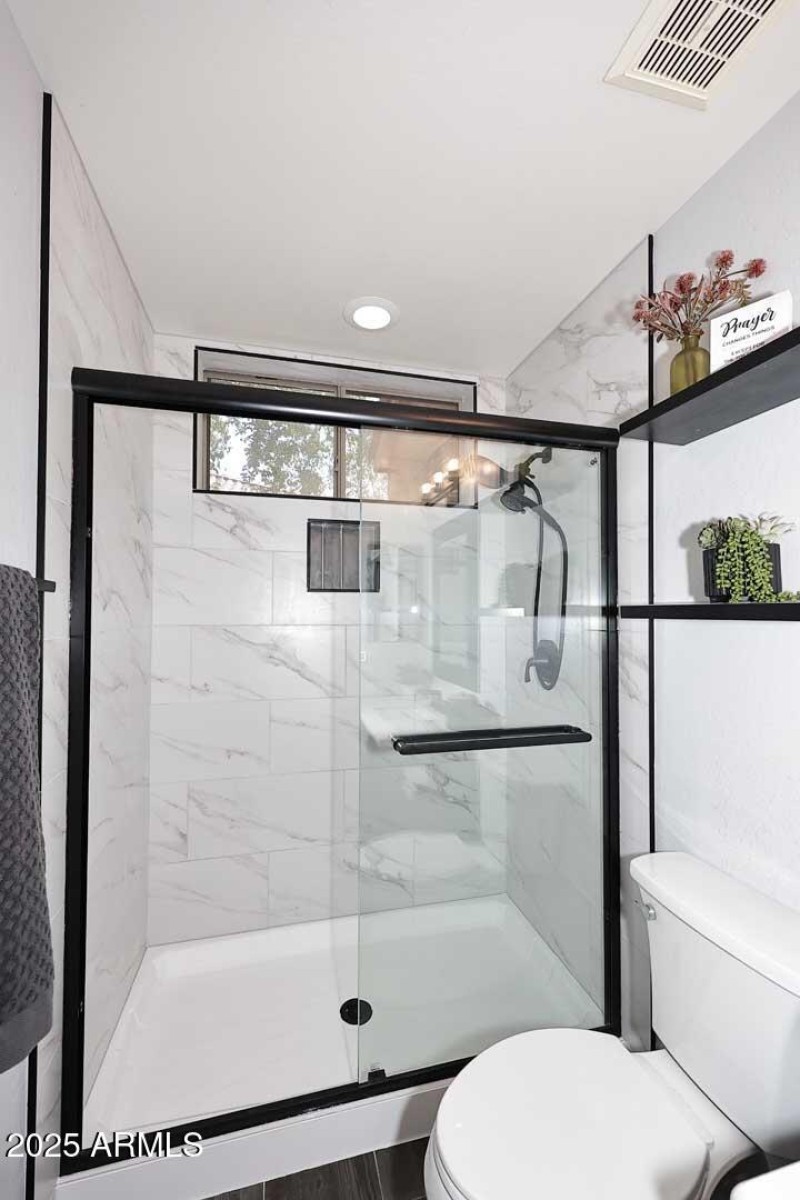 Hall Bath-Shower