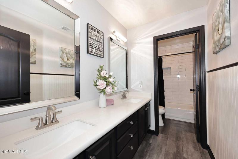 2nd Hall Bath
