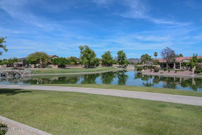 Community Lake Views2
