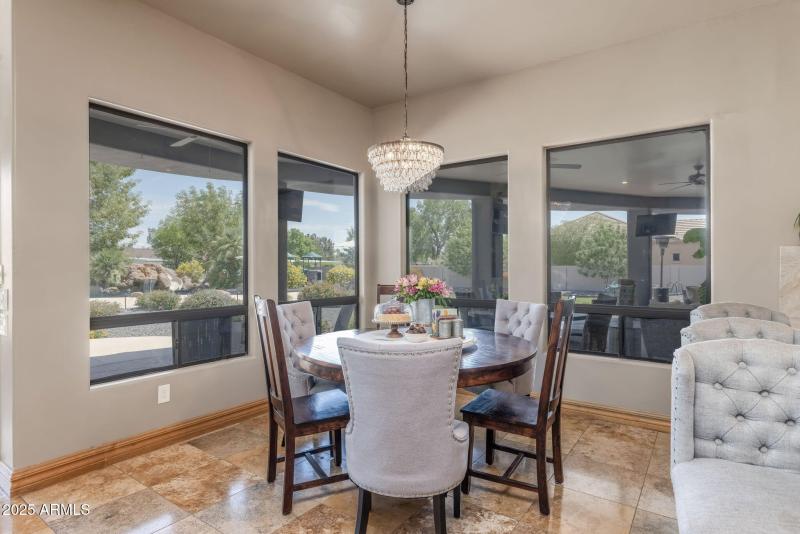 breakfast nook (2)