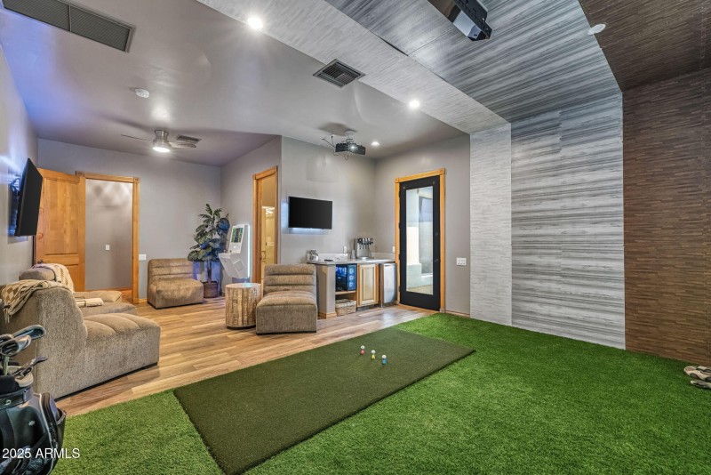 Bonus Room (3)