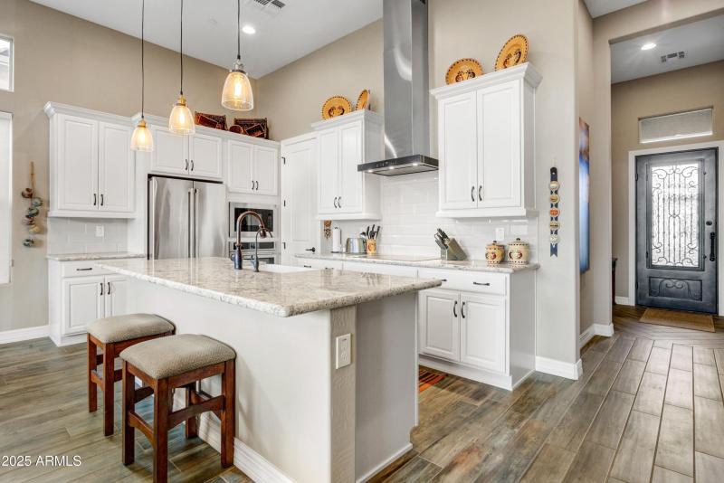 005_Kitchen Amenities