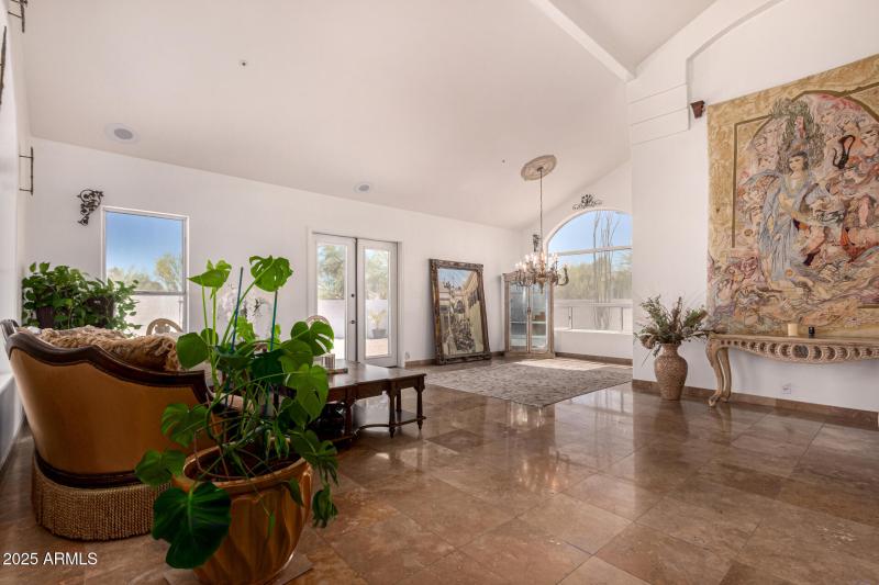 9203 E TOPEKA DR, Scottsdale, AZ 85255