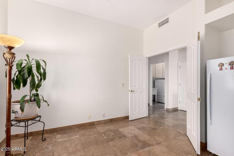 9203 E TOPEKA DR, Scottsdale, AZ 85255
