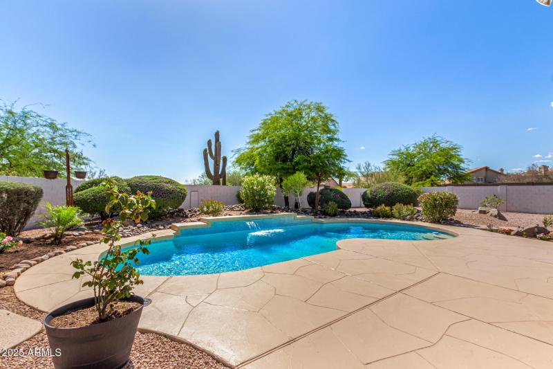 9203 E TOPEKA DR, Scottsdale, AZ 85255