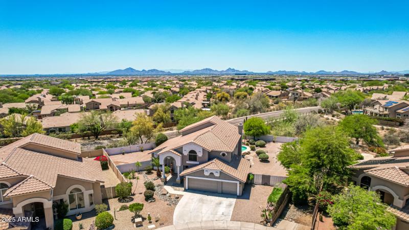 9203 E TOPEKA DR, Scottsdale, AZ 85255