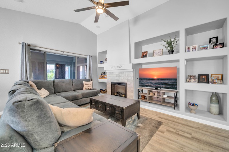13233 W Mauna Loa Ln-6