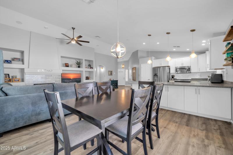 13233 W Mauna Loa Ln-7