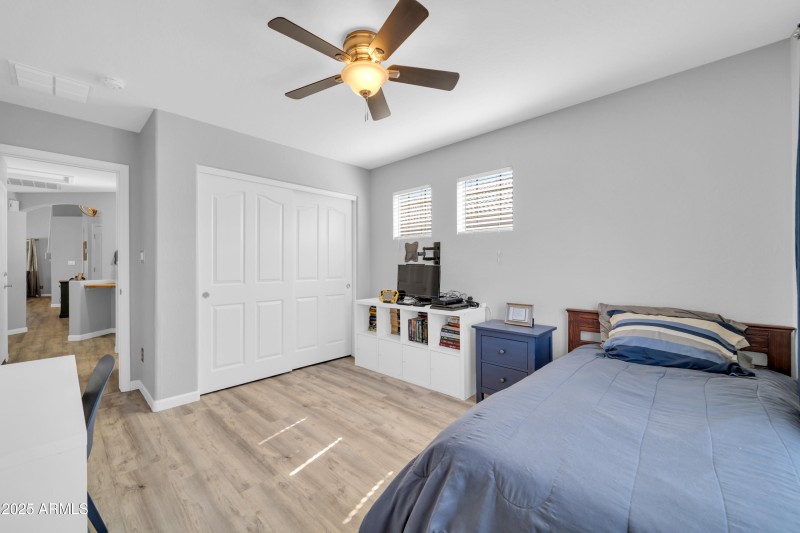 13233 W Mauna Loa Ln-19