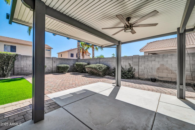 13233 W Mauna Loa Ln-35