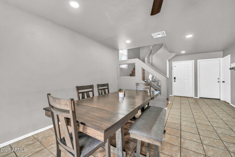 12709 N El Frio St-5_(2048)
