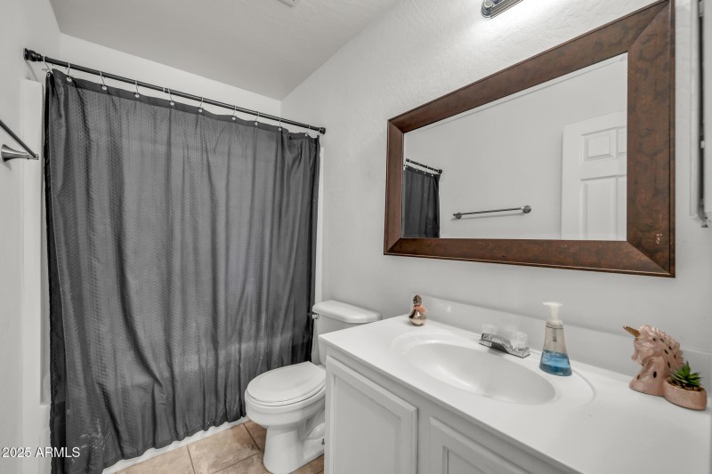 12709 N El Frio St-25_(2048)