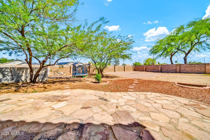 12709 N El Frio St-34_(2048)