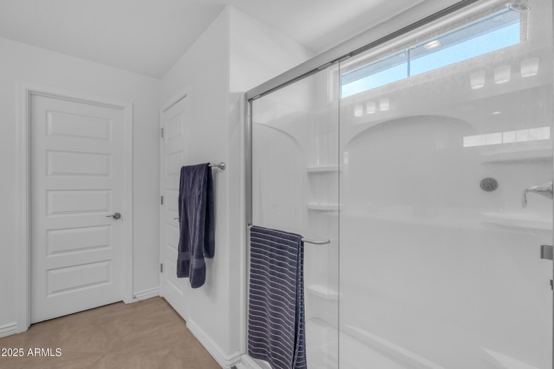 Homes for Sale with Walk in Shower