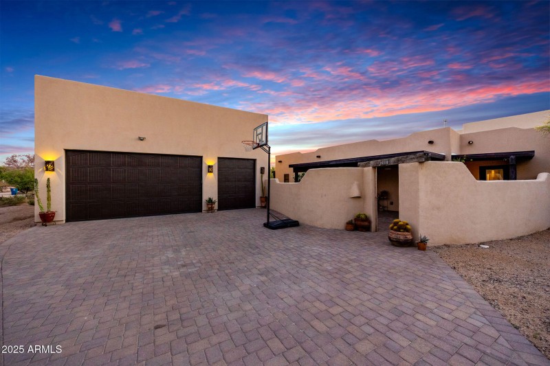 RV Garage