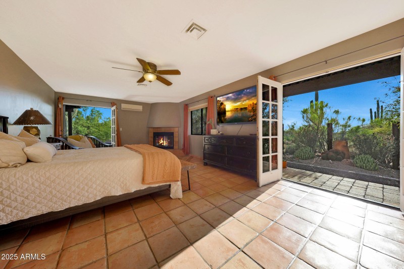 Primary Suite 2