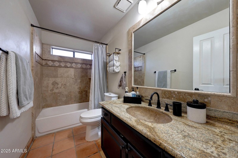 2nd Bathroom