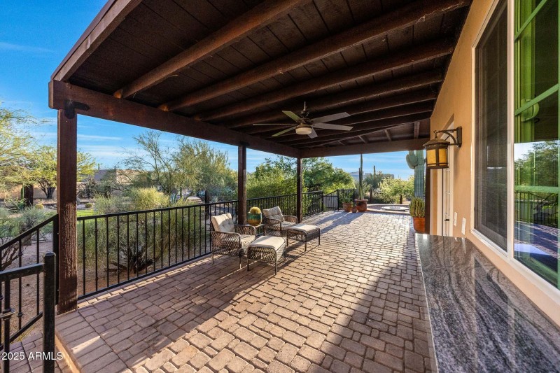 Guest House Private Patio
