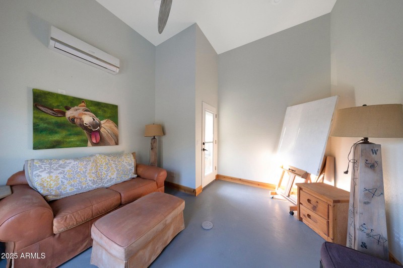 Extra Room in Garage