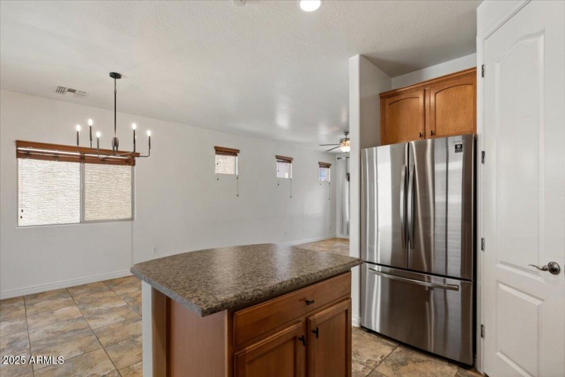 12-KITCHEN