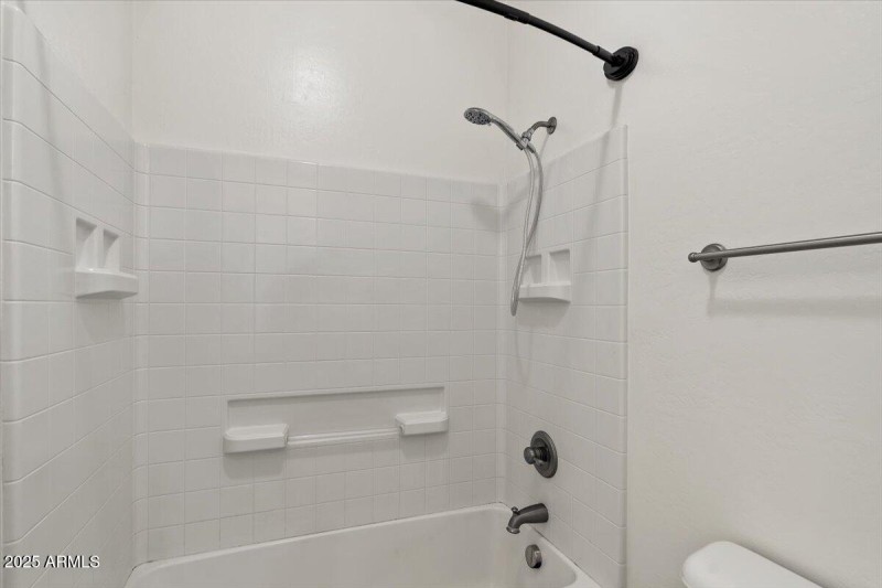 22-FULL BATH