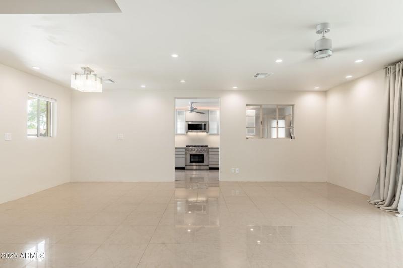 Smooth and velvety walls