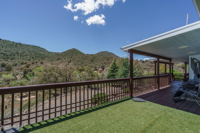 17) FRONT BALCONY