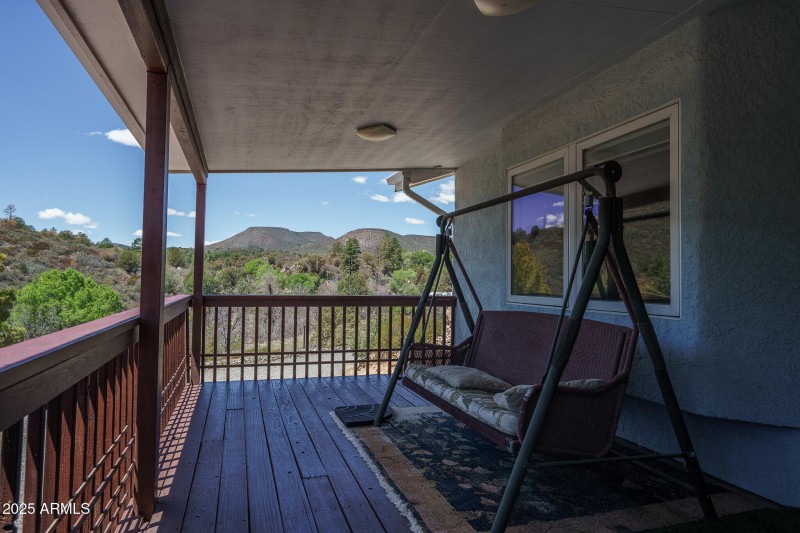 20) FRONT BALCONY