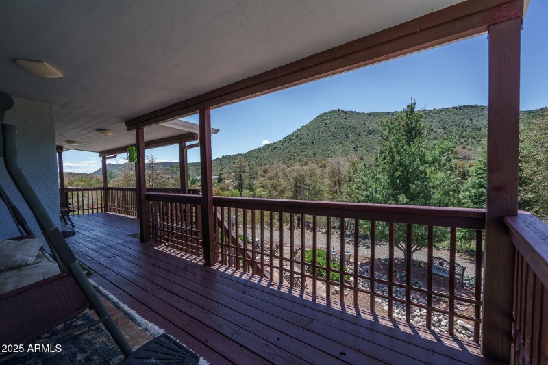 21) FRONT BALCONY