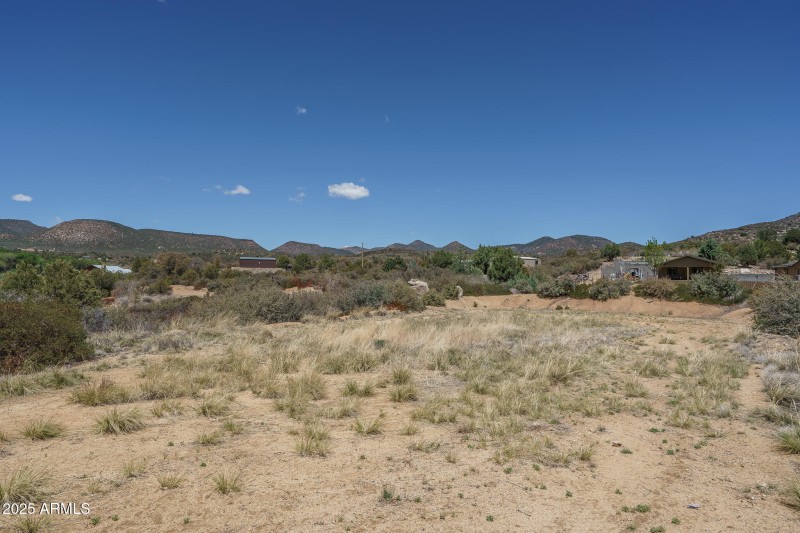 81) UPPER YARD
