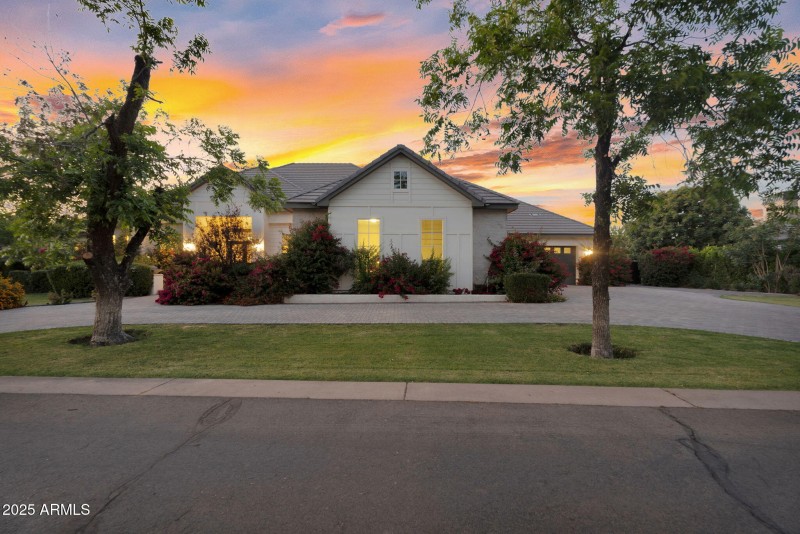 1-web-or-mls-20644 E Sunrise Ct Twilight
