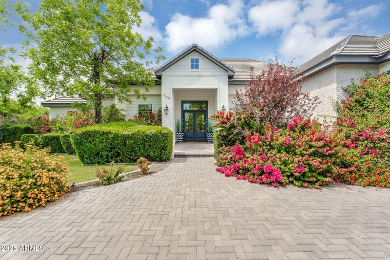 25-web-or-mls-20644 E Sunrise Ct -02