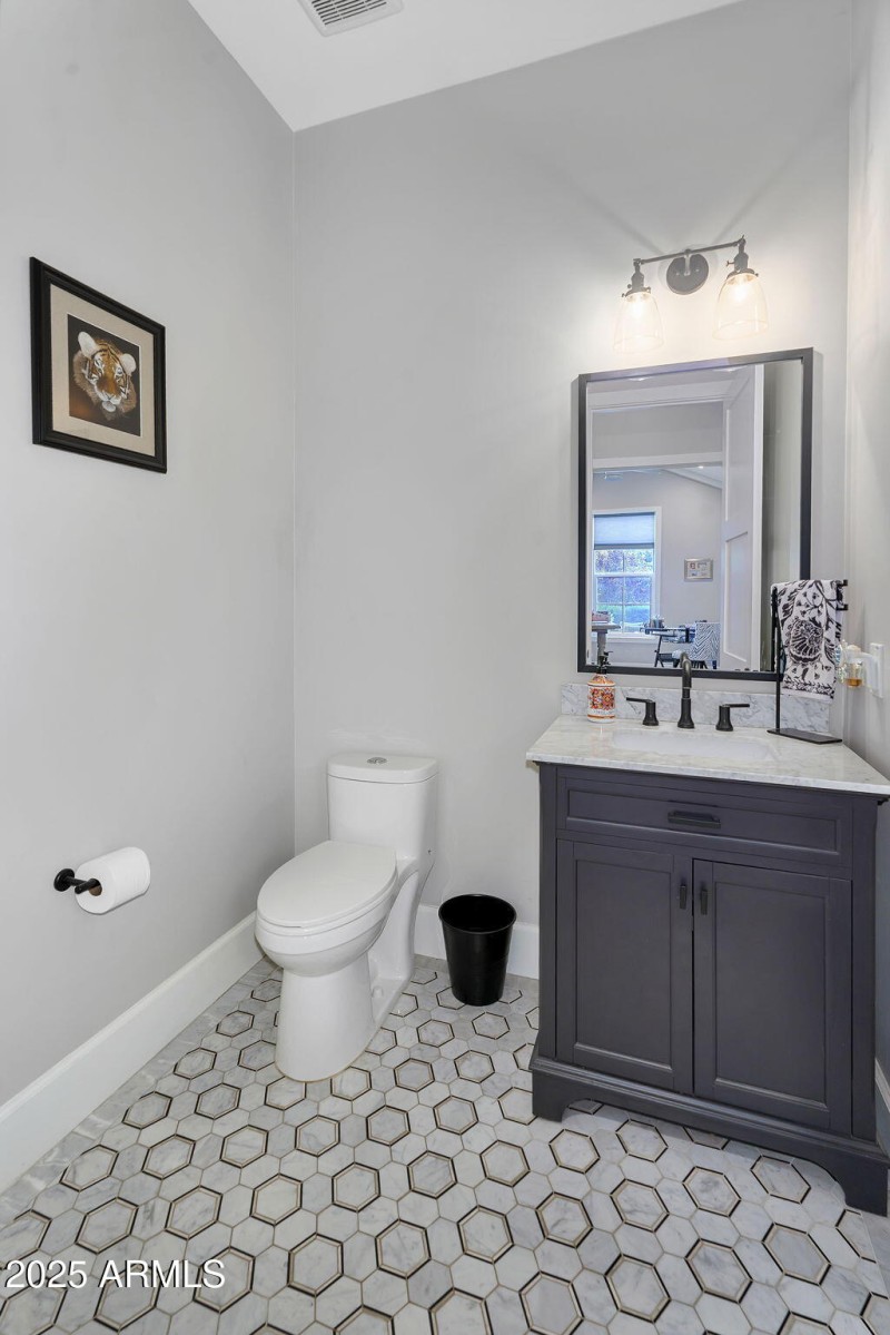 77-web-or-mls-20644 E Sunrise Ct -54