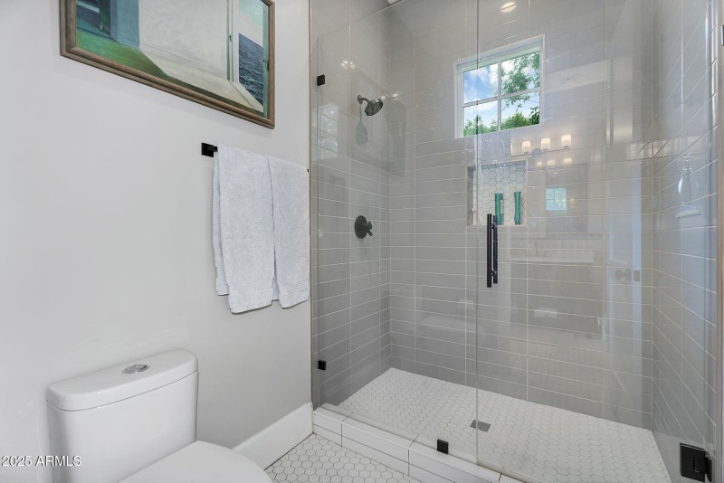 82-web-or-mls-20644 E Sunrise Ct -59
