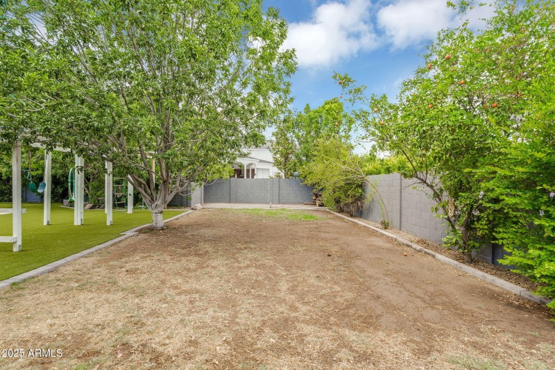 109-web-or-mls-20644 E Sunrise Ct -86