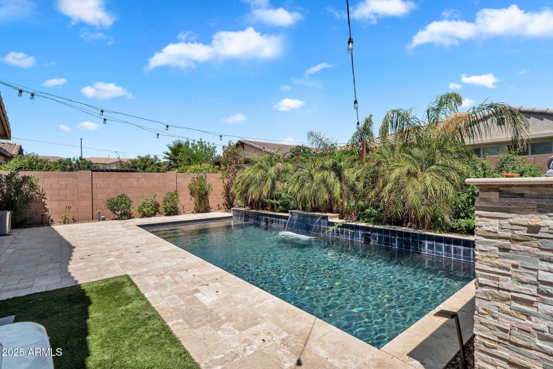 Backyard Pool – Landscape